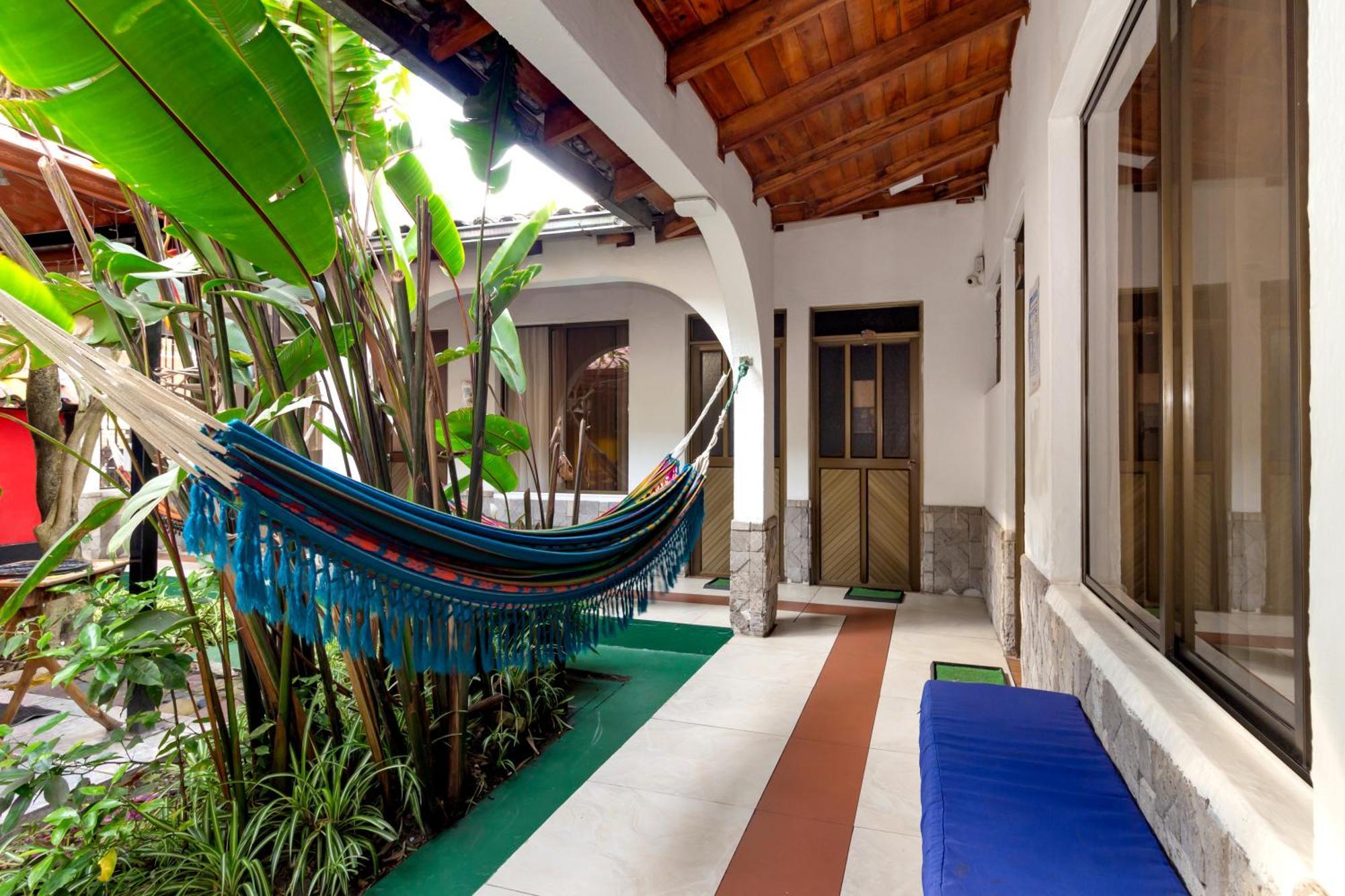 Santa Cruz Backpackers Hostal Baños Dış mekan fotoğraf