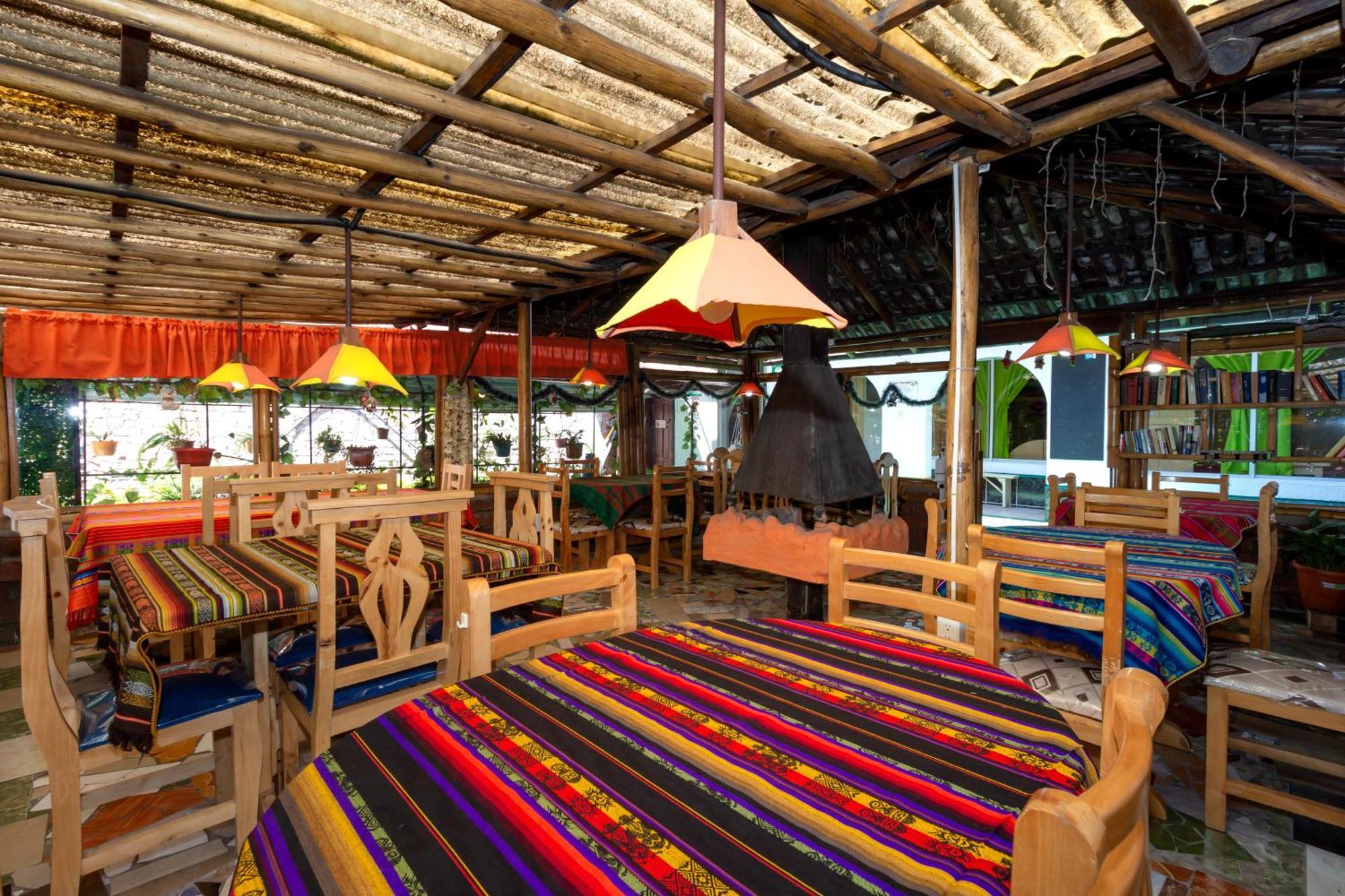 Santa Cruz Backpackers Hostal Baños Dış mekan fotoğraf